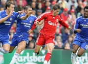 PG电子娱乐在线-F1街道赛之夜，奥斯梅恩持续制造杀伤，速度与战术的完美交响