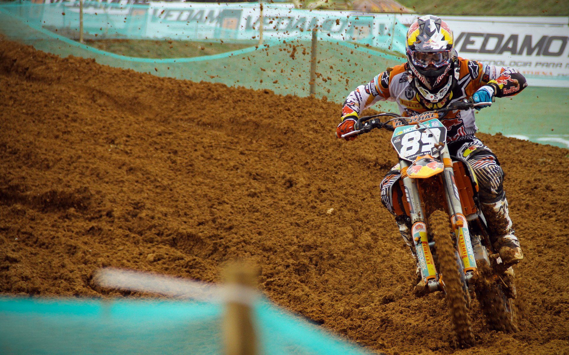 深圳铁壁锁骑士，莫兰特防守艺术铸就唯一性胜利